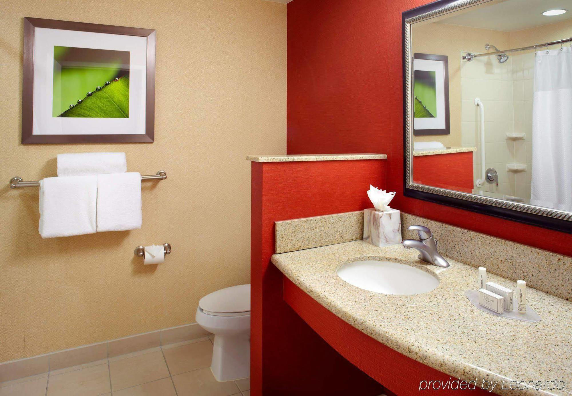 Courtyard Tampa Oldsmar Hotell Eksteriør bilde