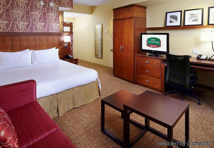 Courtyard Tampa Oldsmar Hotell Eksteriør bilde